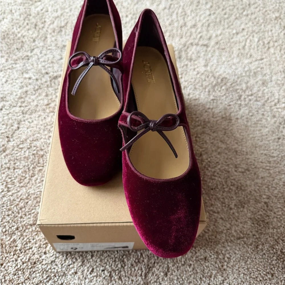 J. Crew Burgundy Velvet Mary Jane Block Heel Pumps - Picture 11 of 14